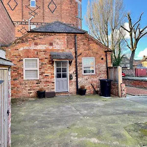 https://the-bungalow-1a-wenlock.yorkshirehotels.net